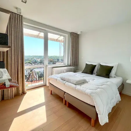 Viviane - Beautifull View, Garage, 200m From 아파트